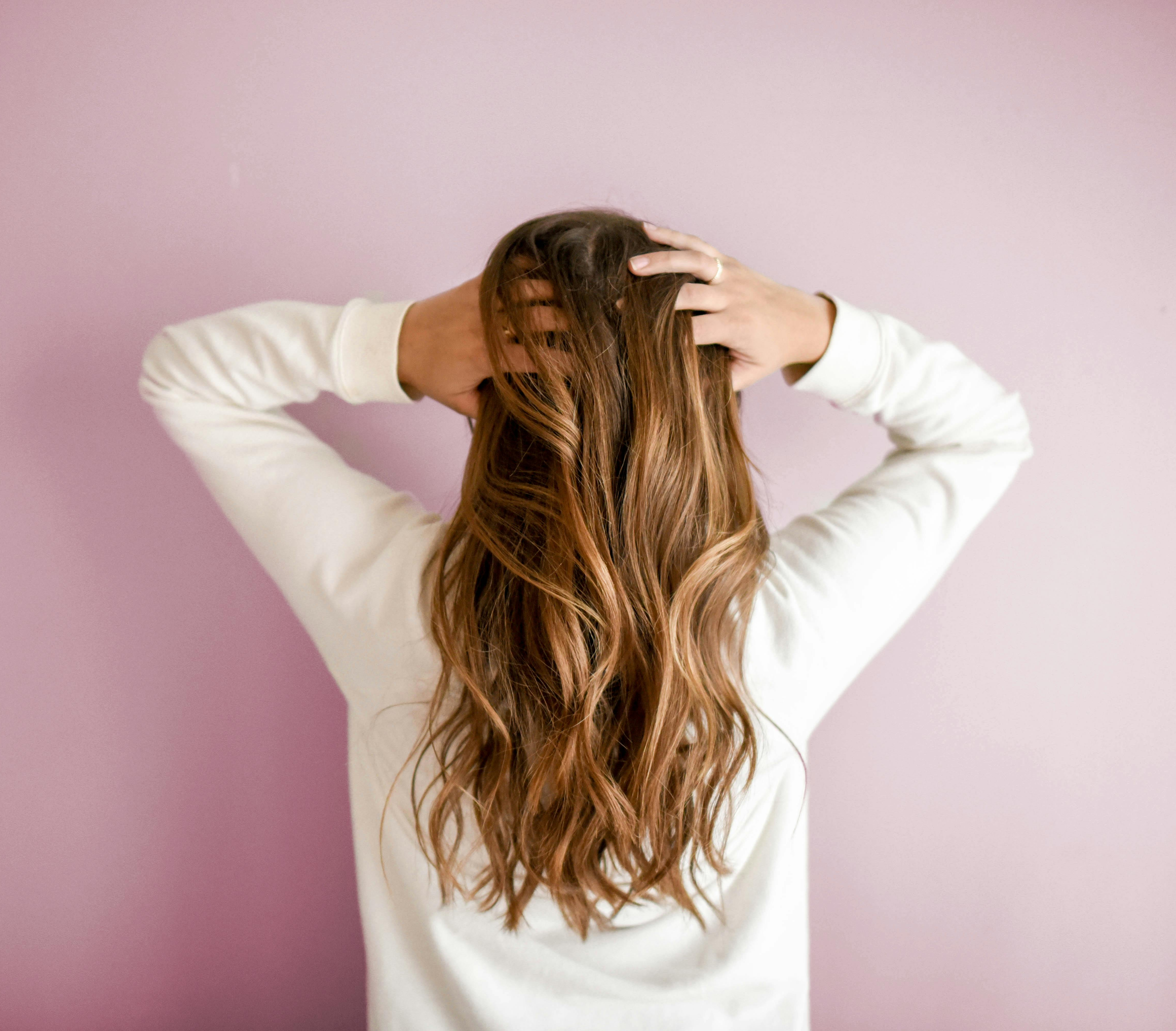How Often Should You Wash Your Hair? A Simple Guide to Wash Days & Dry Shampoo